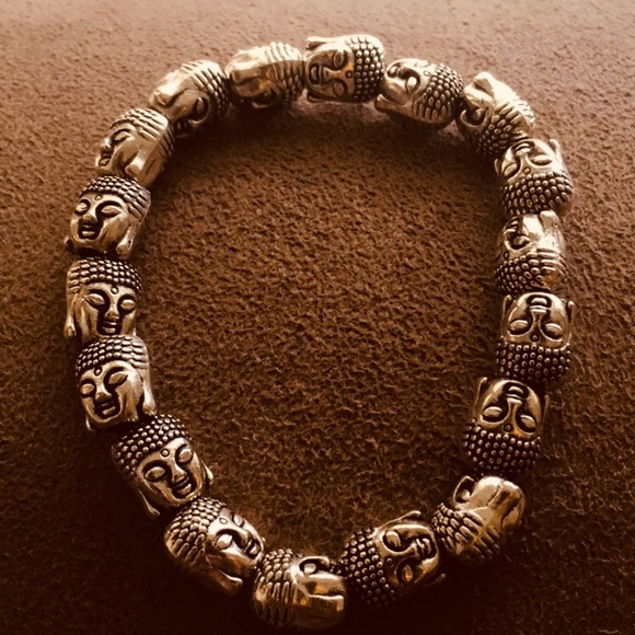 ✨NWOT✨Unique Tibetan Silver Buddha Head Bracelet - Picture 8 of 8